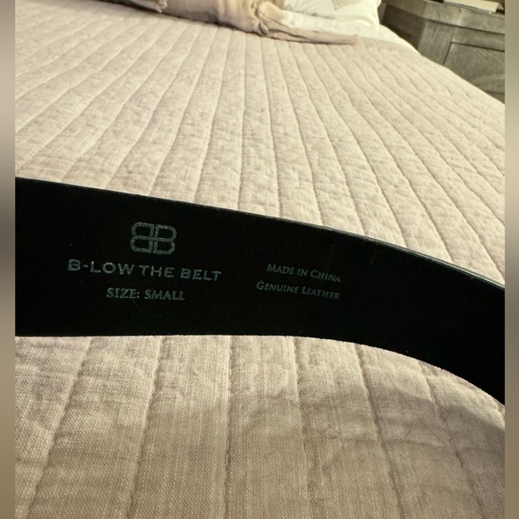 🦅B-Low The Belt  Bri Bri Waist Belt in Black and Gold Size Small - Picture 11 of 11